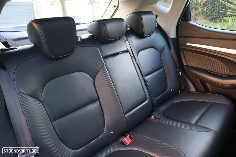 MG ZS EV 72.6 kWh Luxury - 25