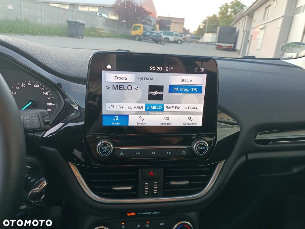 Ford Fiesta 1.1 S&S COOL&CONNECT - 18