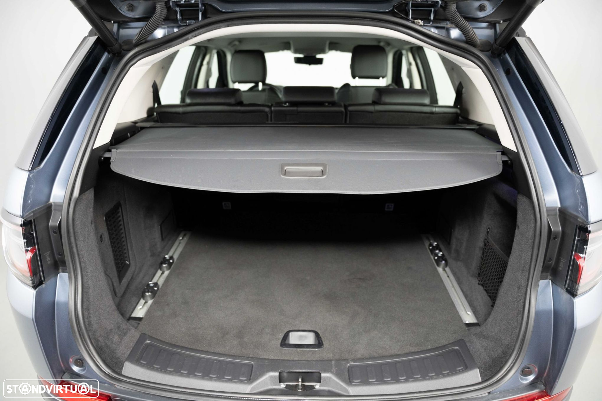 Land Rover Discovery Sport 1.5 I3 P300e AWD - 12