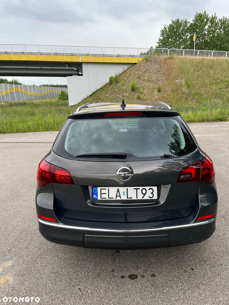 Opel Astra 2.0 CDTI DPF SportsTourer Edition - 10