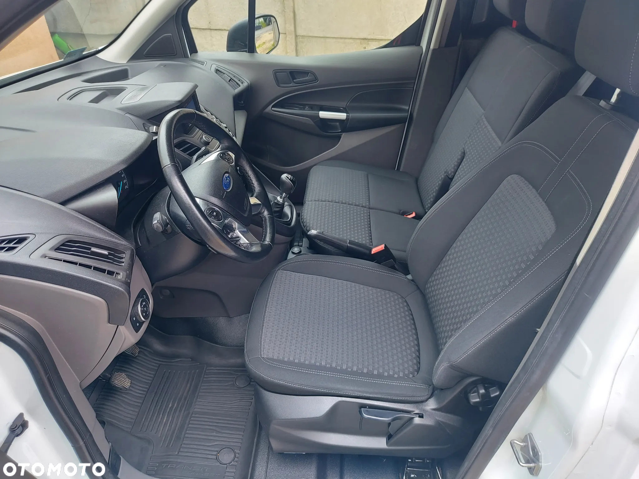 Ford Transit Connect - 5