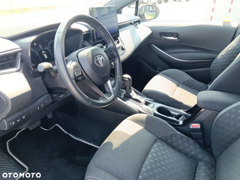 Toyota Corolla 2.0 Hybrid Comfort - 13