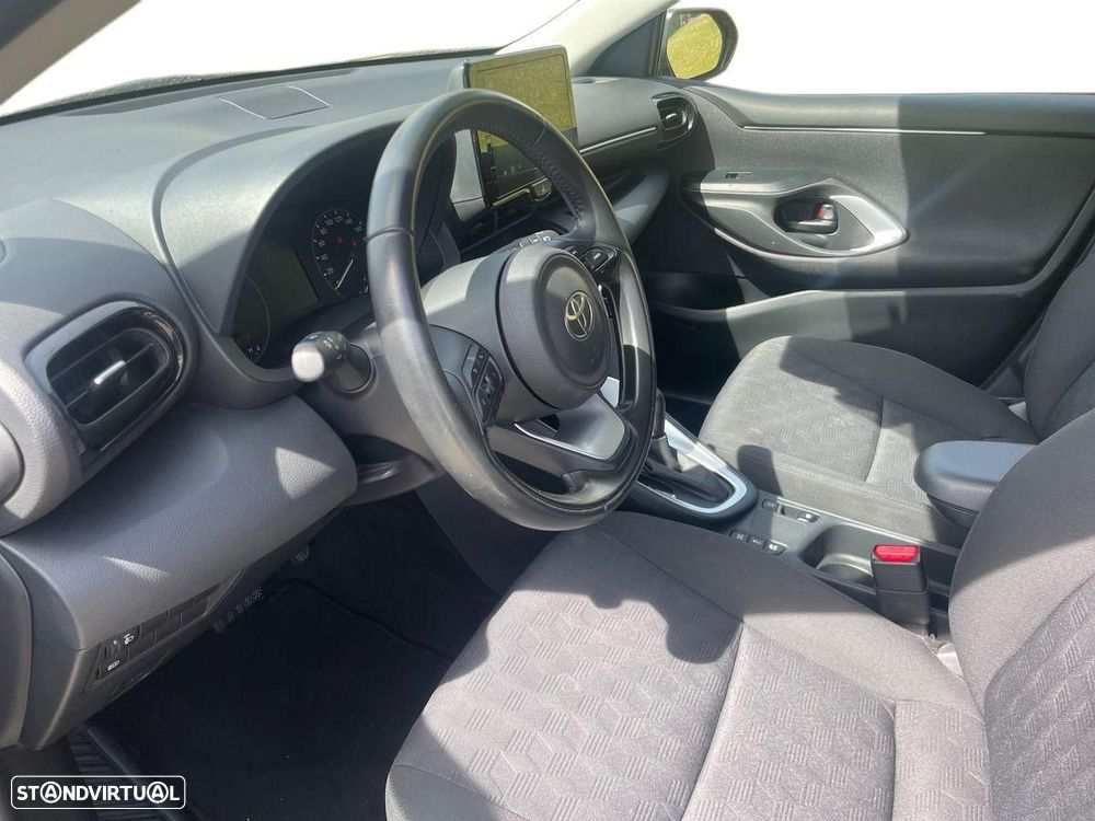 Toyota Yaris - 13