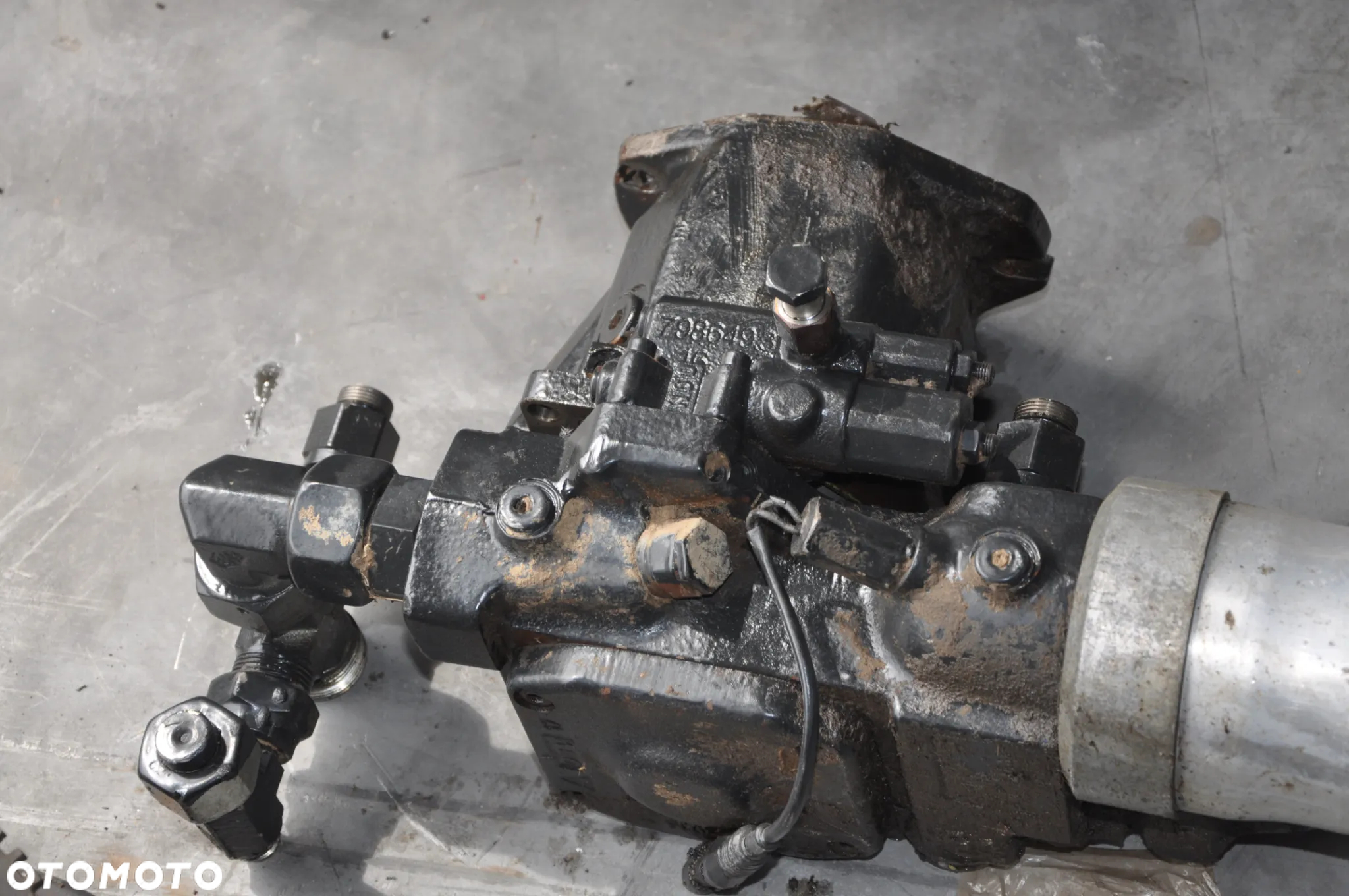 Koło pasowe zawór rozdzielacz płyta turbina pompa Deutz Fahr M620 - 12