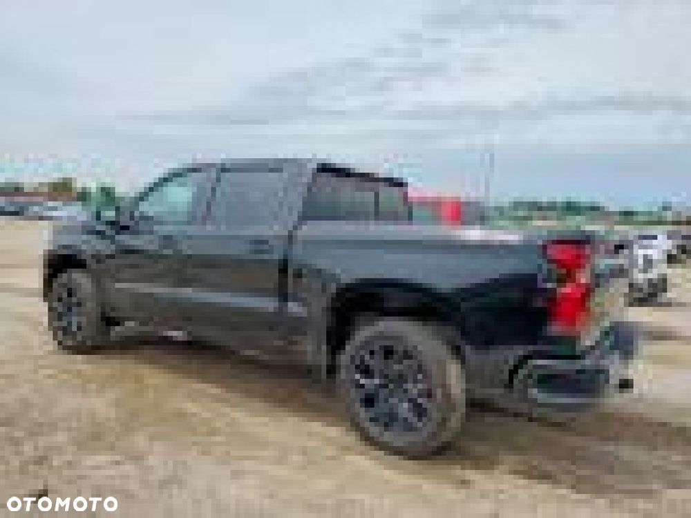 Chevrolet Silverado - 6