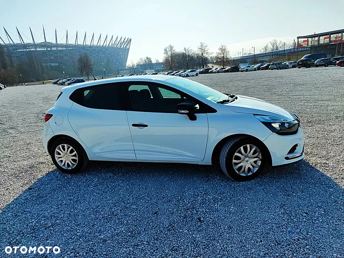 Renault Clio - 16