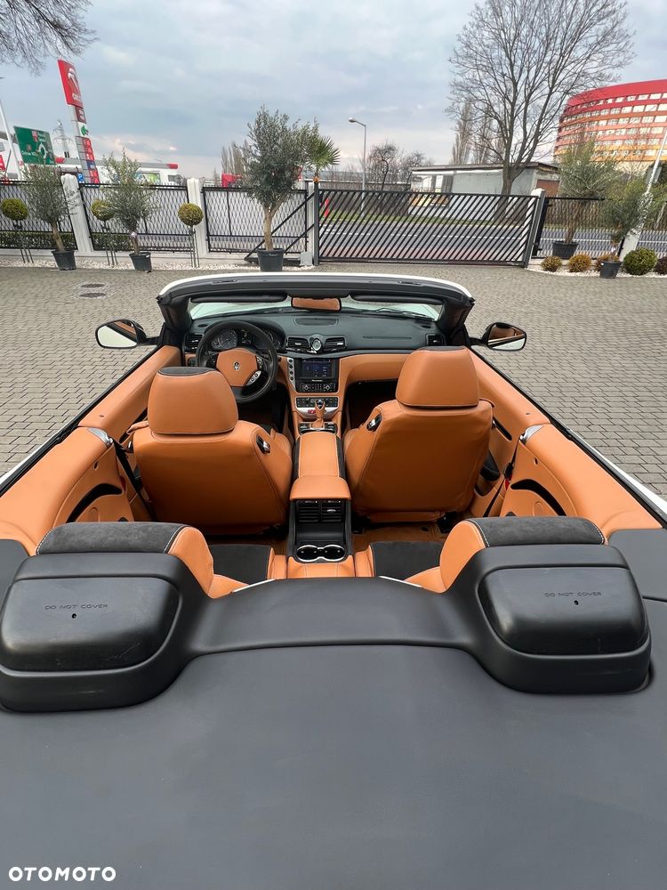 Maserati GranTurismo S Automatik - 9