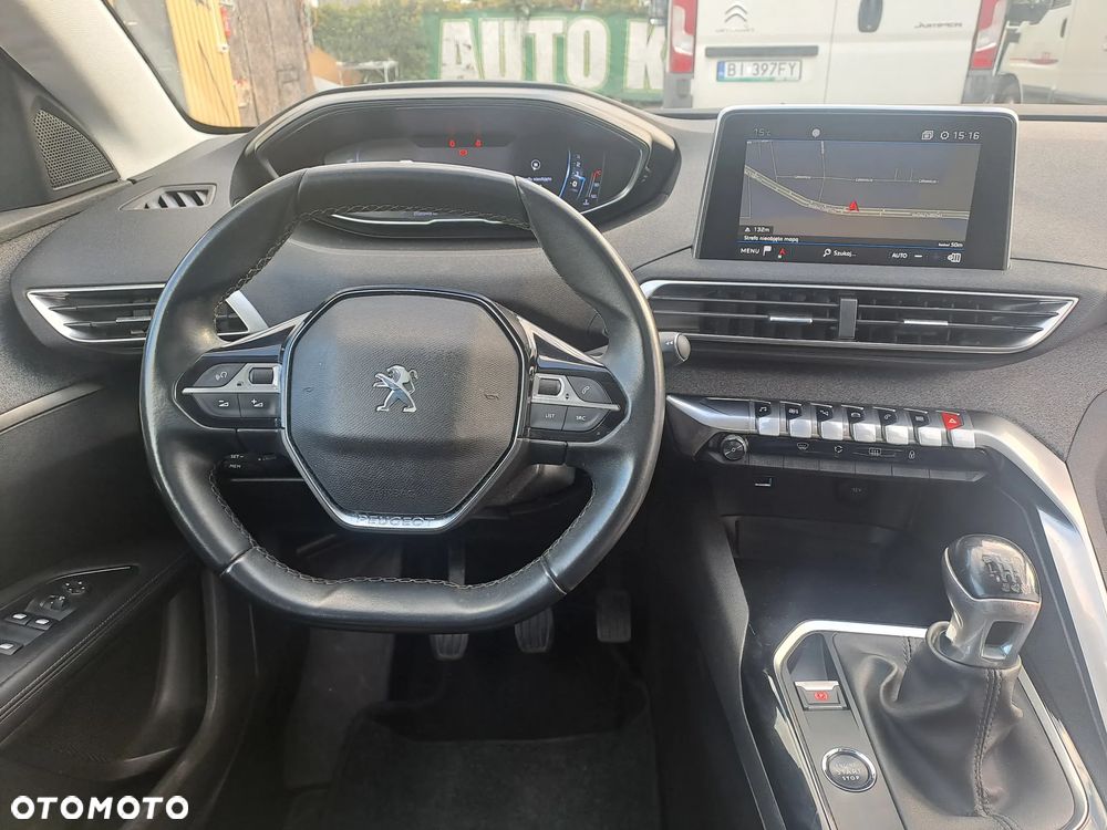 Peugeot 5008 - 18