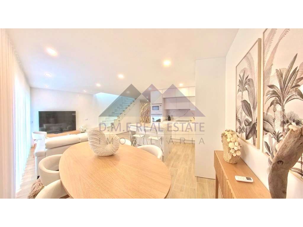 Apartamento Exclusivo T2 +2 (Quarto Interior) | 3 Casas de Banho | ... - Grande imagem: 2/41