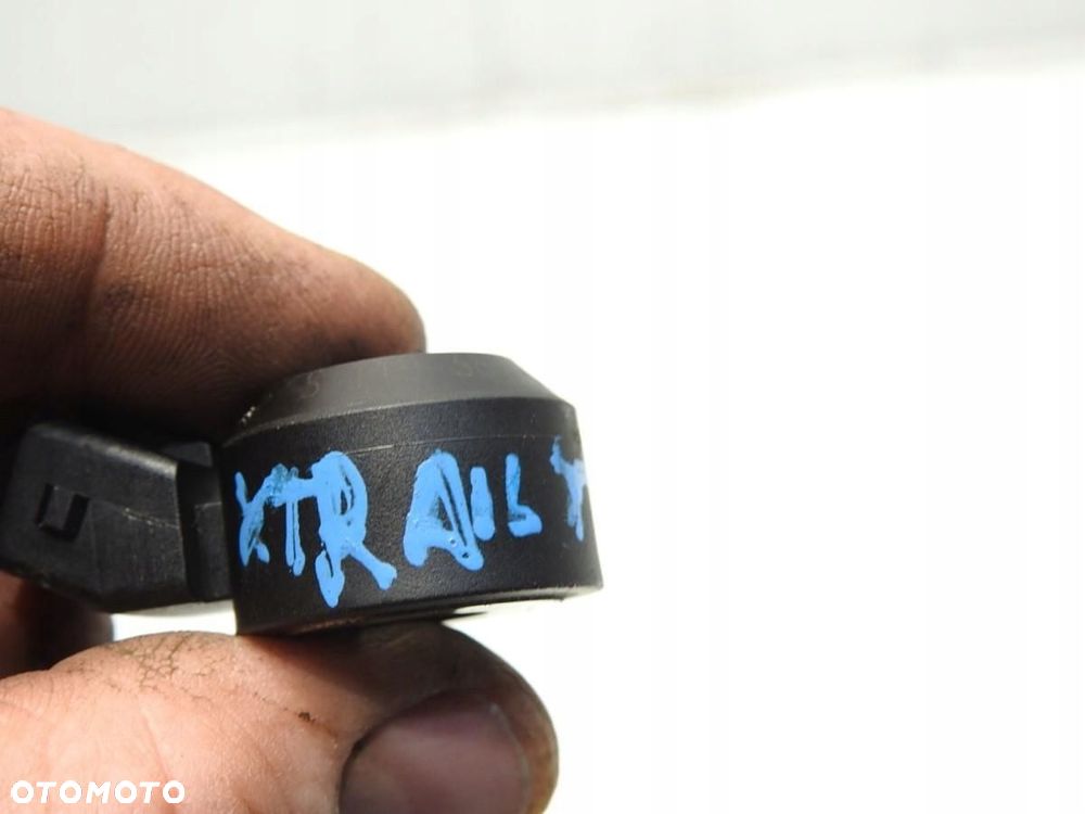 CZUJNIK STUKOWY NISSAN X-TRAIL T30 2.5 - 2