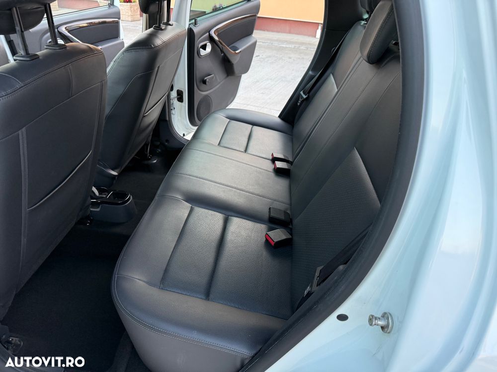 Dacia Duster 1.6 16V 4x2 Prestige - 8