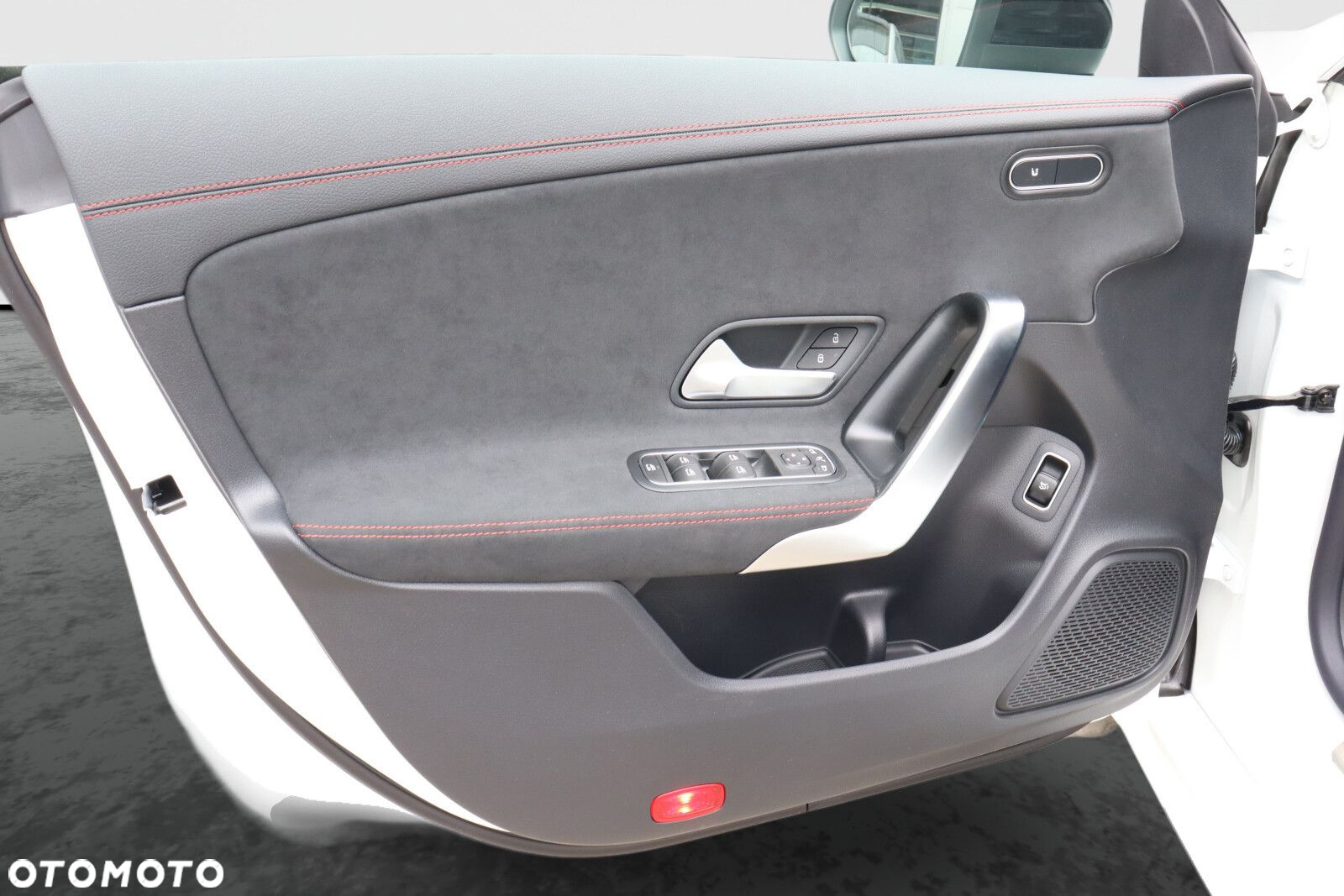 Mercedes-Benz CLA 200 AMG Line 7G-DCT - 7
