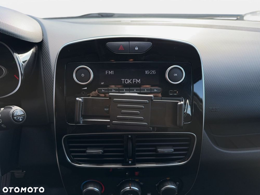 Renault Clio - 20