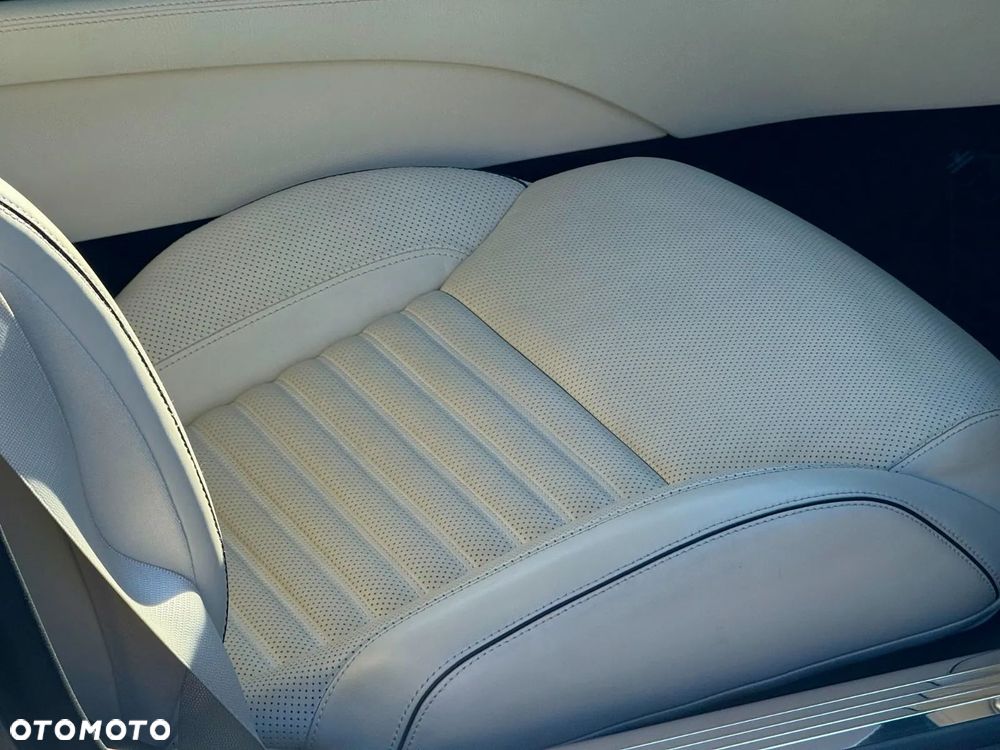 Mercedes-Benz SL - 25