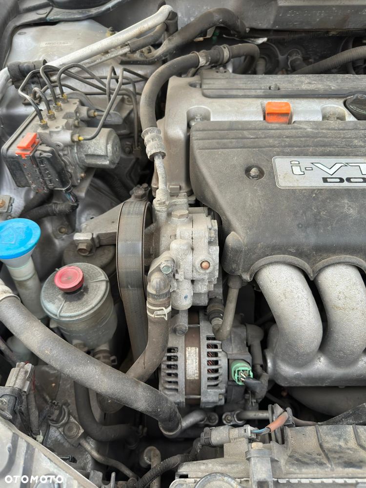 Honda Accord 2.0 Comfort - 35