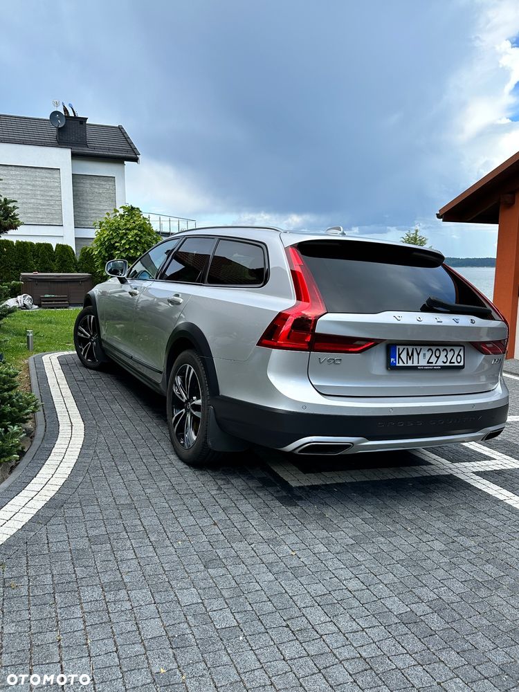 Volvo V90 Cross Country D5 AWD - 2