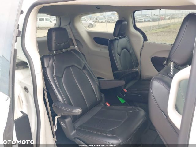 Chrysler Pacifica ver-2-5-sports--line-awd - 11