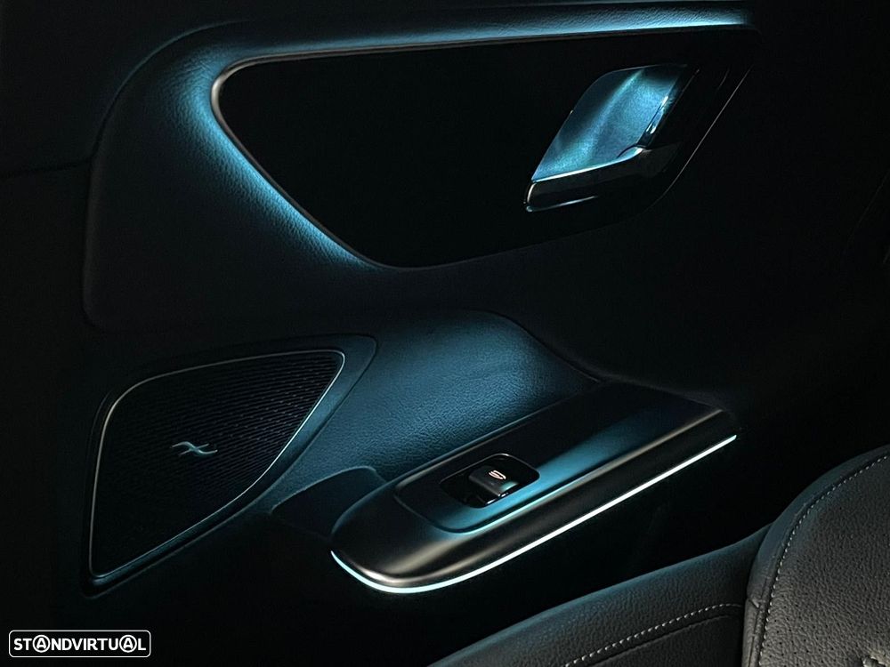 Mercedes-Benz C 300 e AMG Line - 37