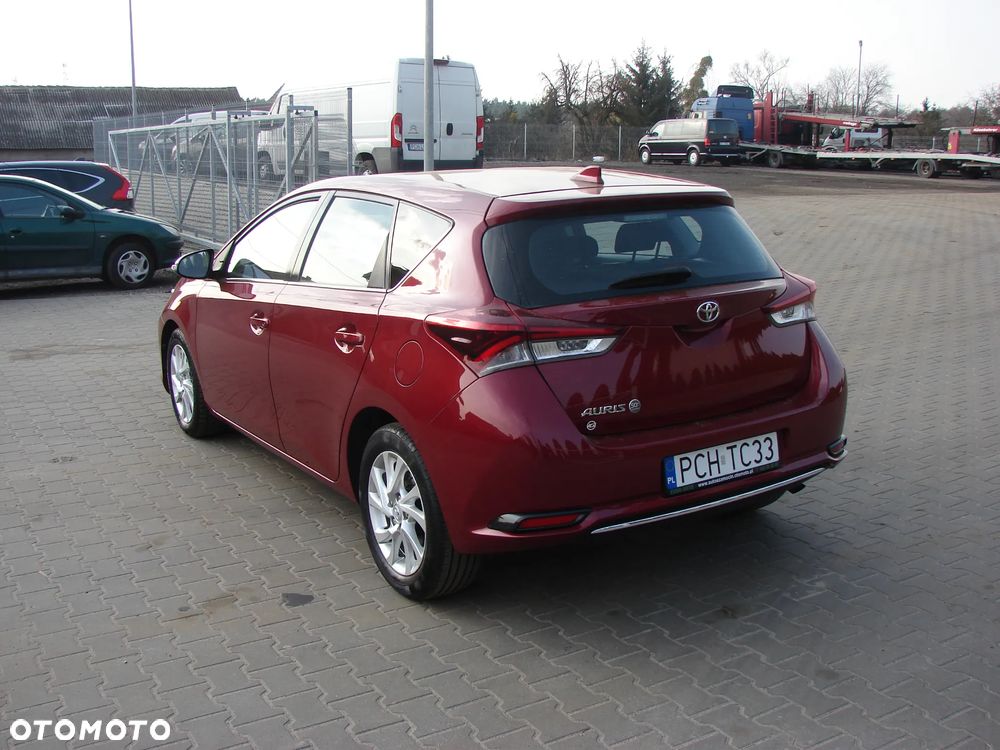 Toyota Auris 1.33 VVT-i Comfort - 4