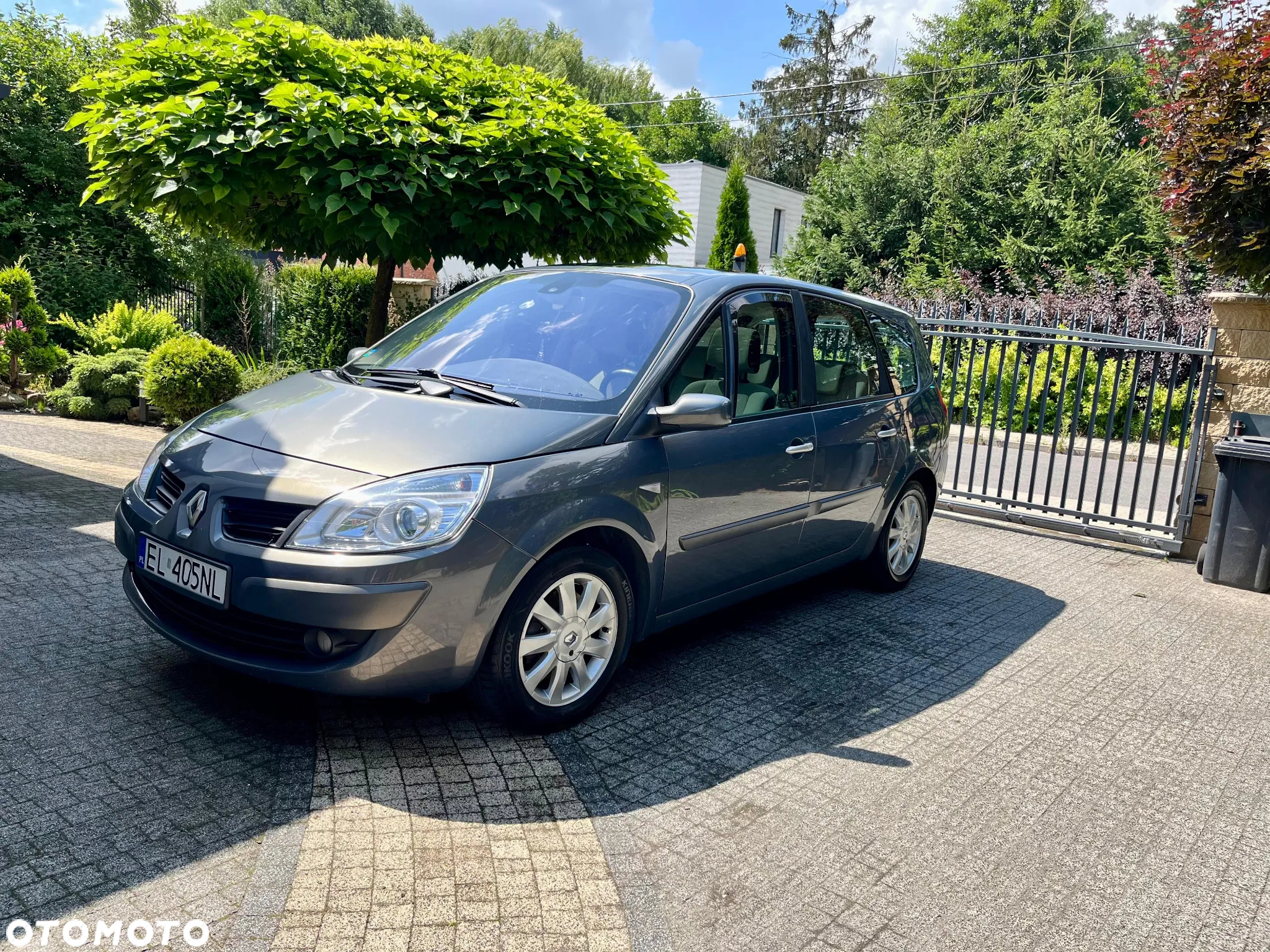 Renault Scenic 1.9 dCi Emotion - 21