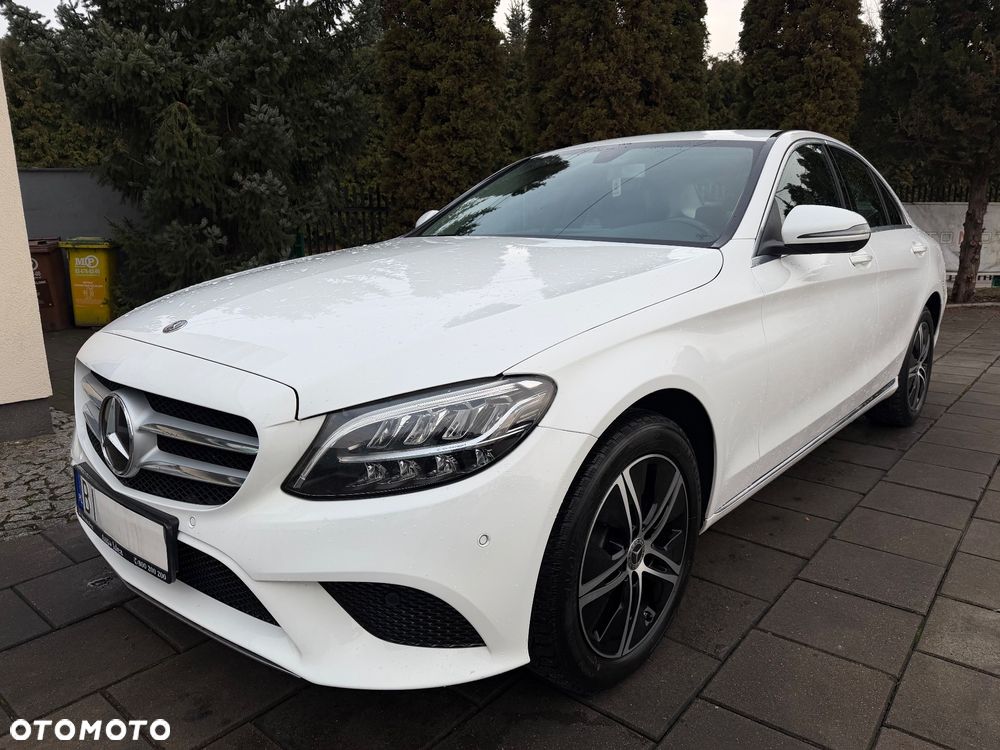 Mercedes-Benz Klasa C 160 Business Edition 9G-TRONIC - 4