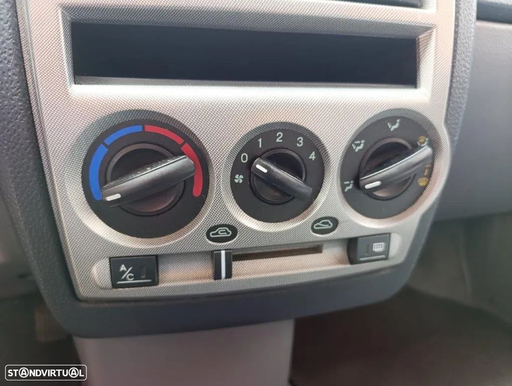 Hyundai Getz 1.1 Active - 18