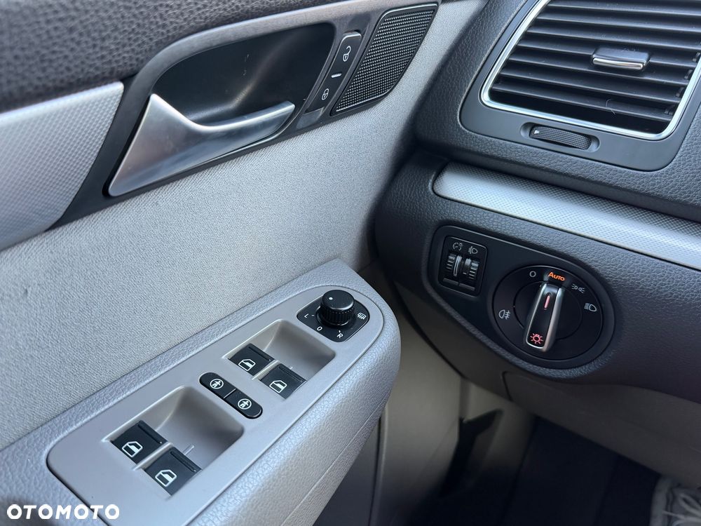 Volkswagen Sharan - 22