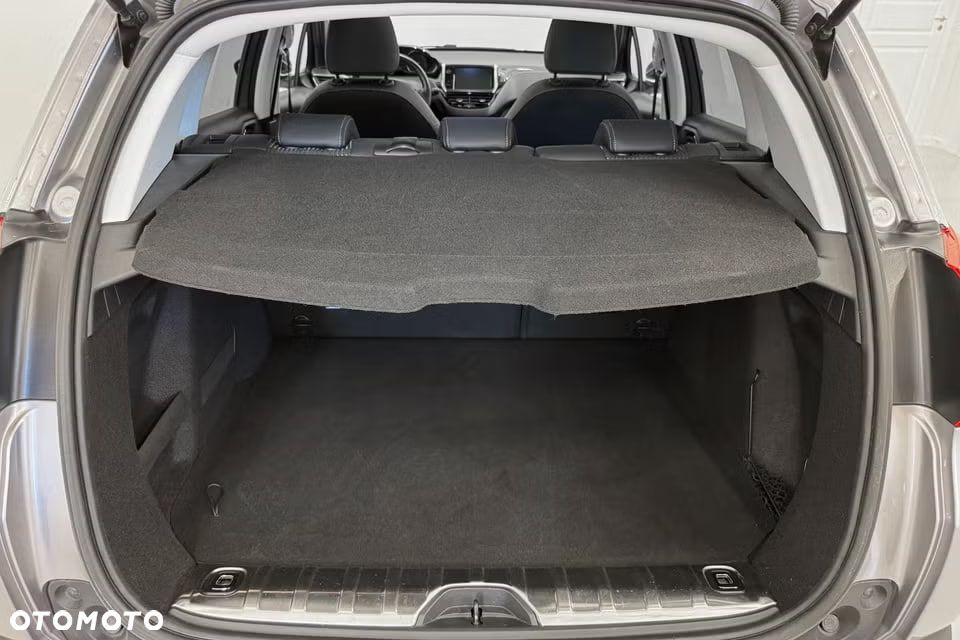 Peugeot 2008 1.2 Pure Tech Allure S&S EAT6 - 16