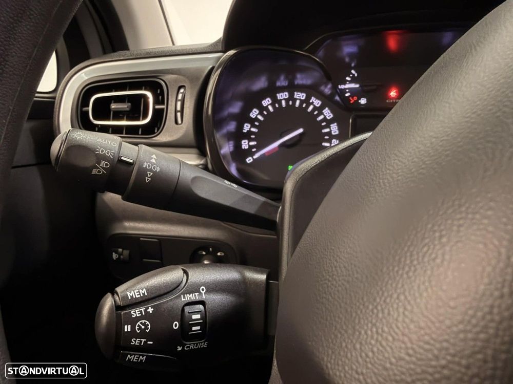 Citroën C3 1.2 PureTech C-Series - 17