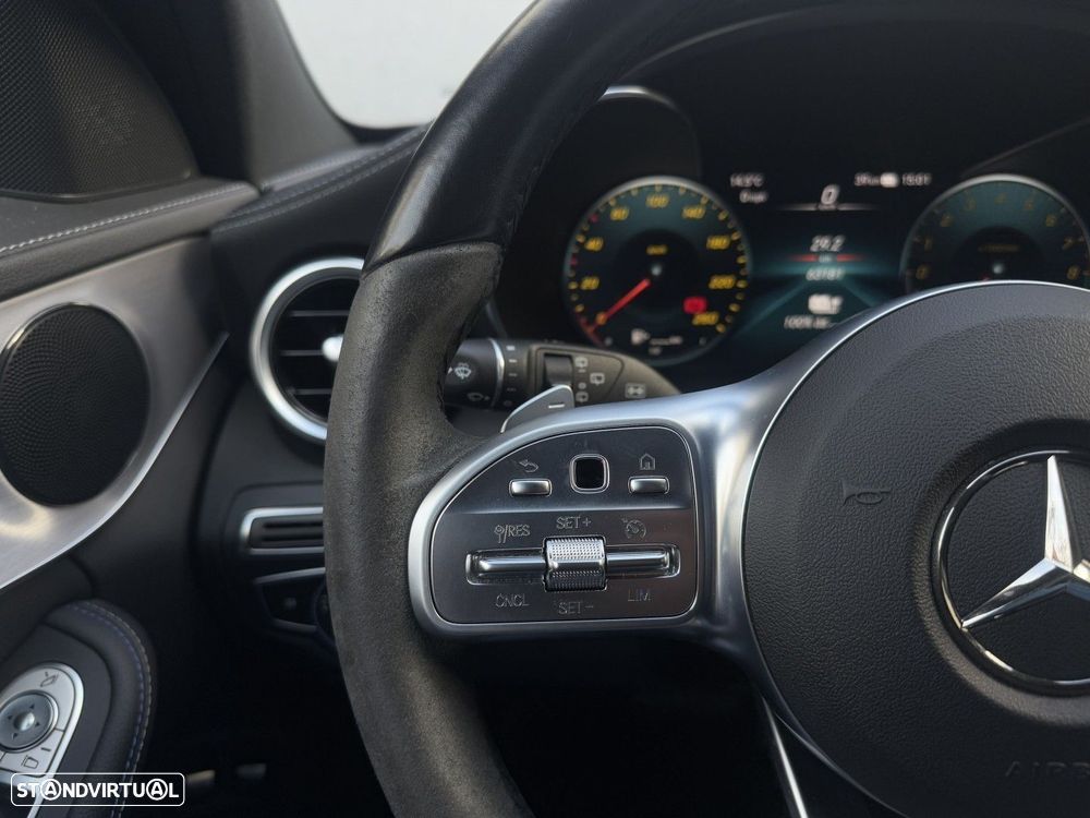 Mercedes-Benz C 300 e AMG Line - 29