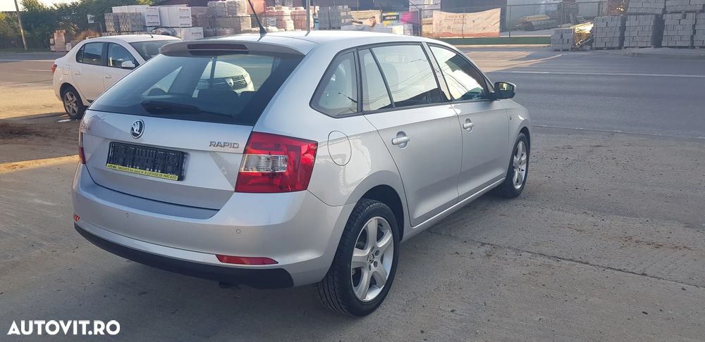 Skoda RAPID 1.2 TSI Ambition - 11