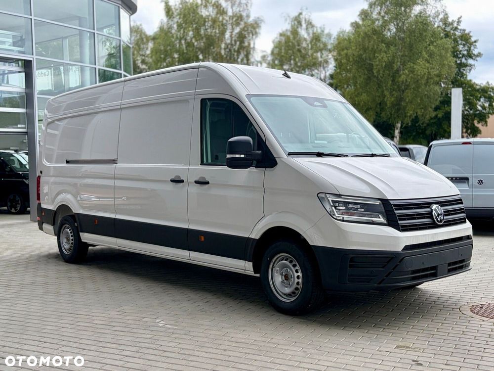 Volkswagen Crafter 35 Furgon z wysokim dachem silnik: 2,0 l EU6 SCR 140 KM / skrzynia biegów: Przedni napęd manualna 6-biegowa rozstaw osi: 4490 mm - 7