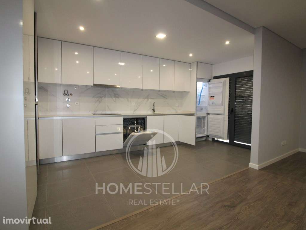 T2 com Parqueamento - Quinta da Fabrica - Grande imagem: 2/20