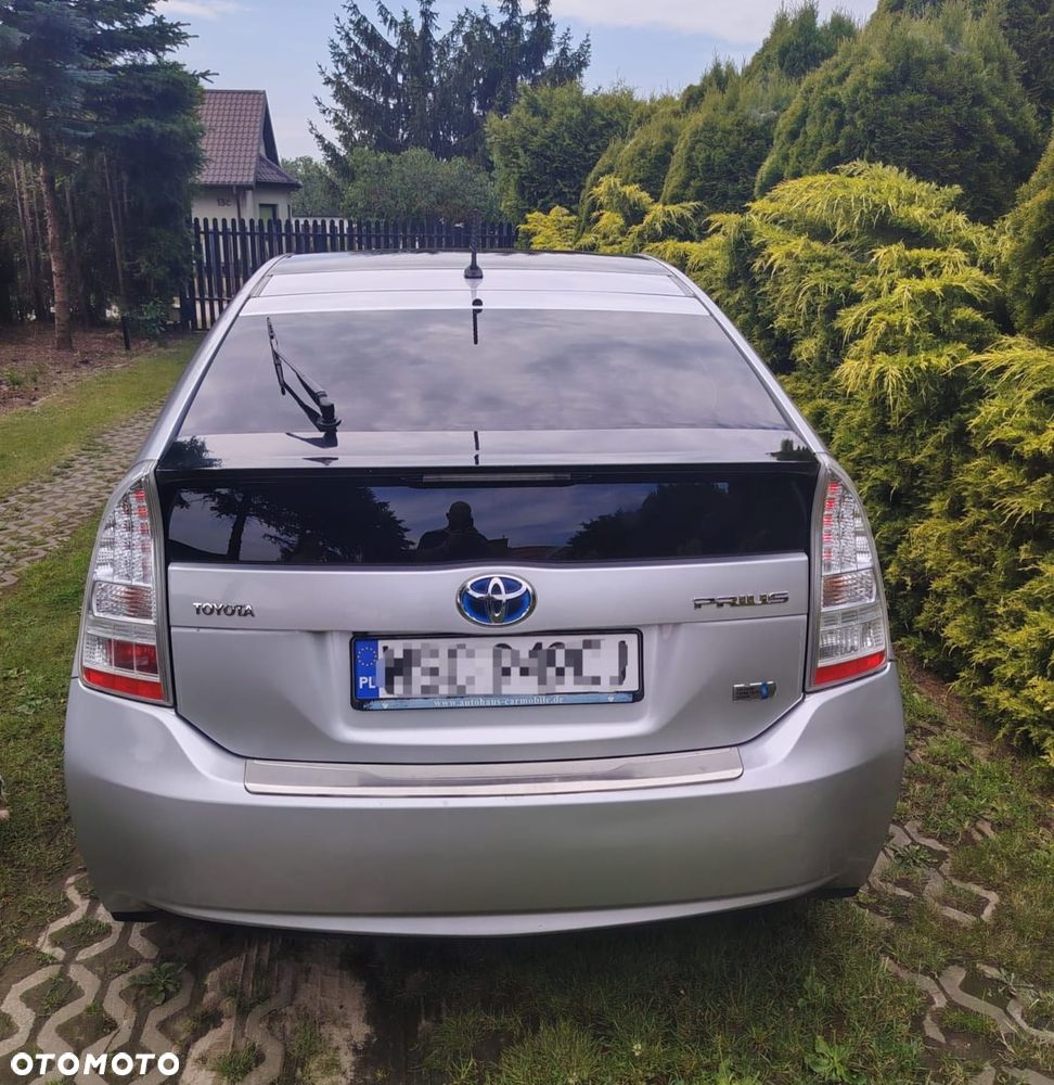 Toyota Prius - 3