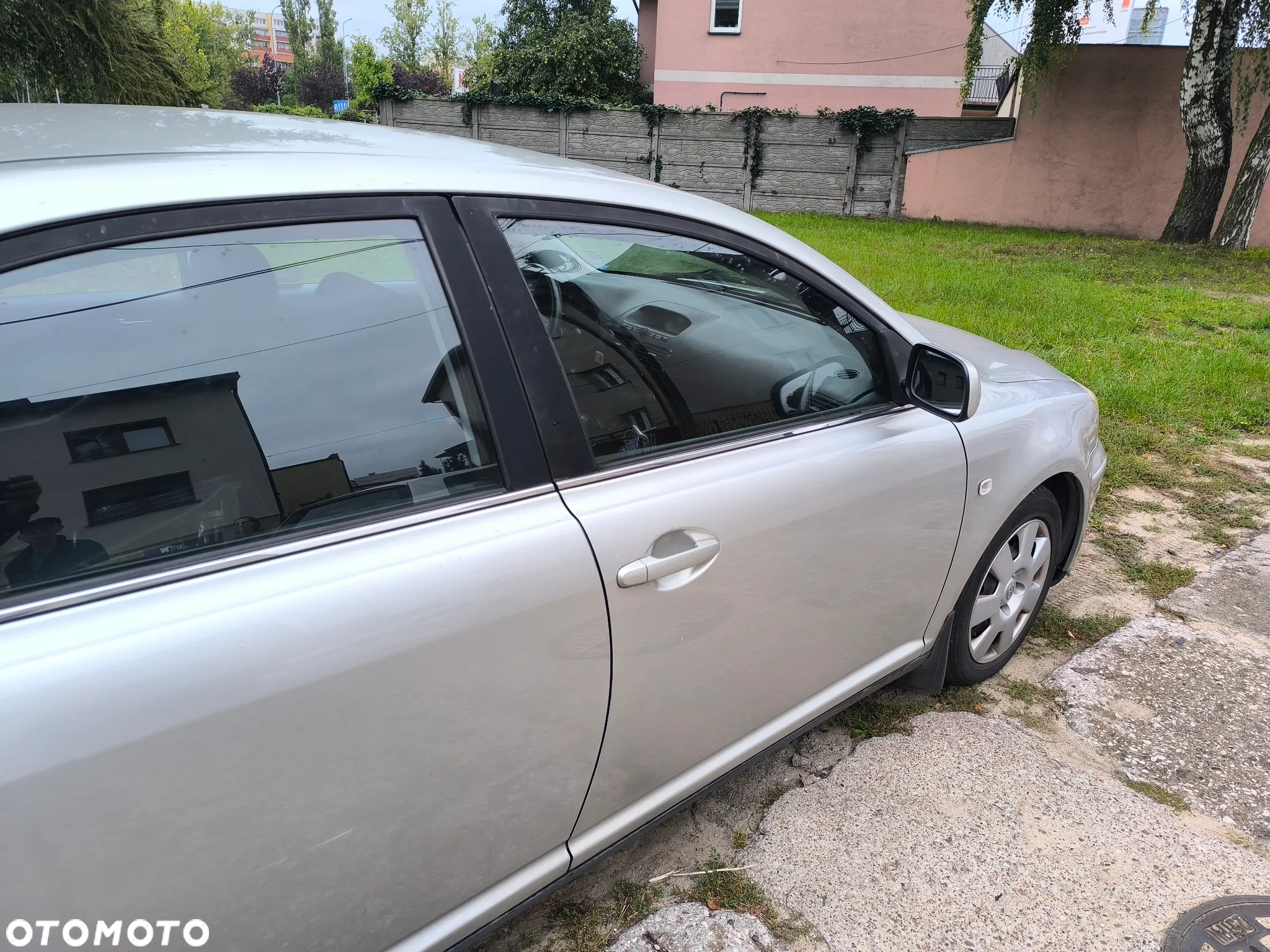 Toyota Avensis 1.8 VVT-i - 3