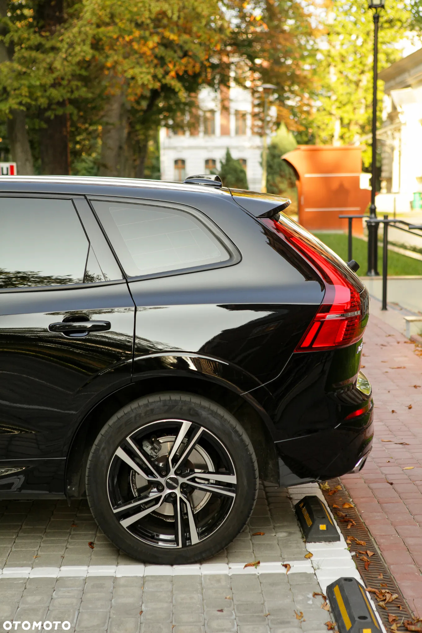 Volvo XC 60 T8 AWD Plug-In Hybrid Momentum Pro - 15