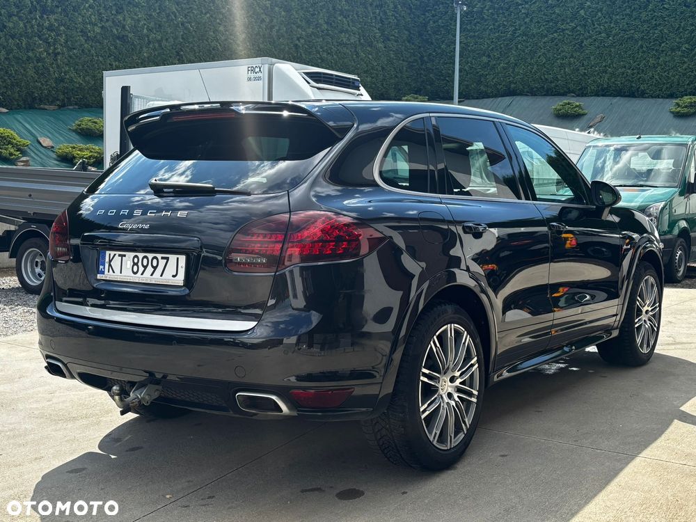 Porsche Cayenne Diesel Platinum Edition - 3