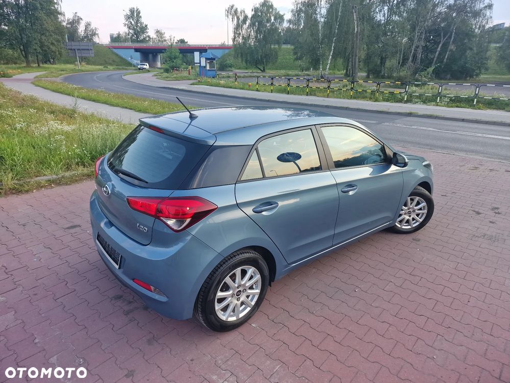 Hyundai i20 1.2 BlueDrive Elegant - 19