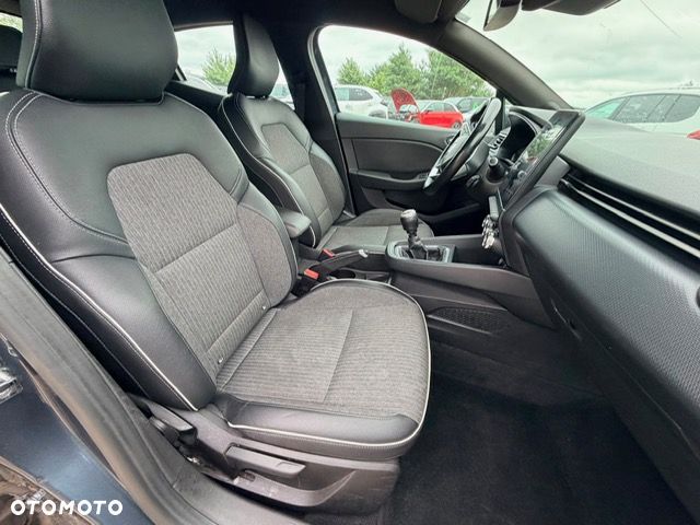 Renault Clio TCe 100 INTENS - 16