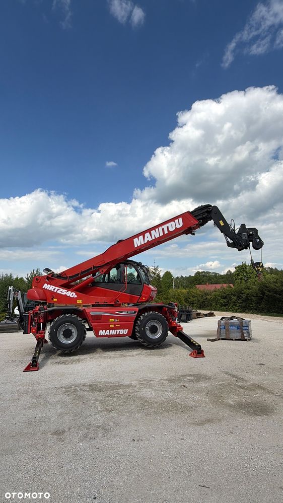 Manitou Ładowarka teleskopowa MANITOU ROTO Mrt 2540 + Privilage 360° obrotowa 2150 2550 bez Dpf i Adblue  PILOT sterowania Kosz Widły manitka silnik Mercedes  Wciagarka  1 właściciel KLIMA serwisowana Merlo - 4