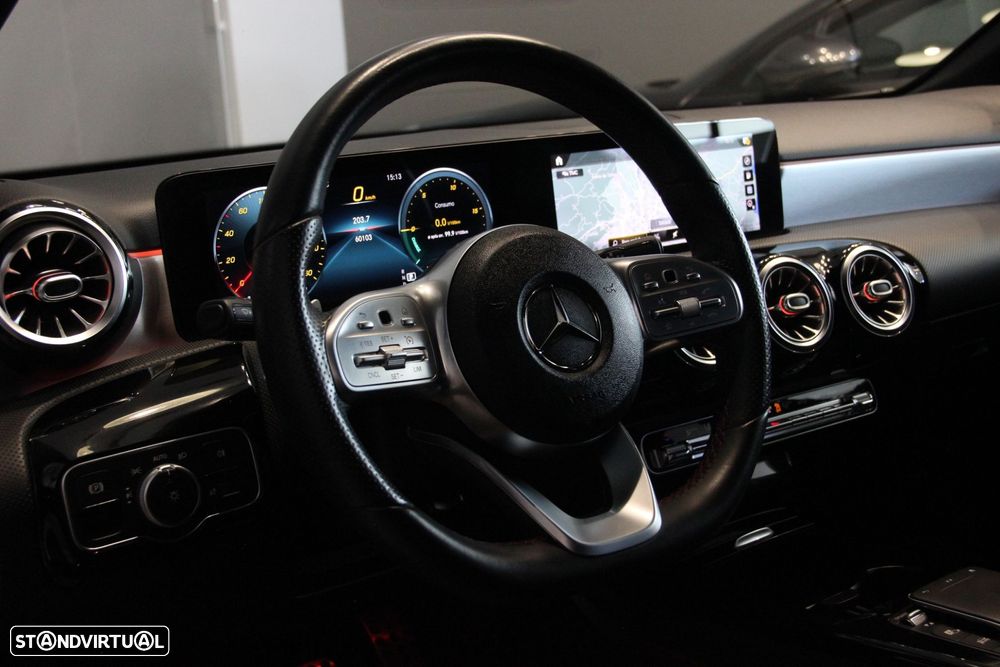 Mercedes-Benz A 200 Limousine AMG Line Aut. - 12