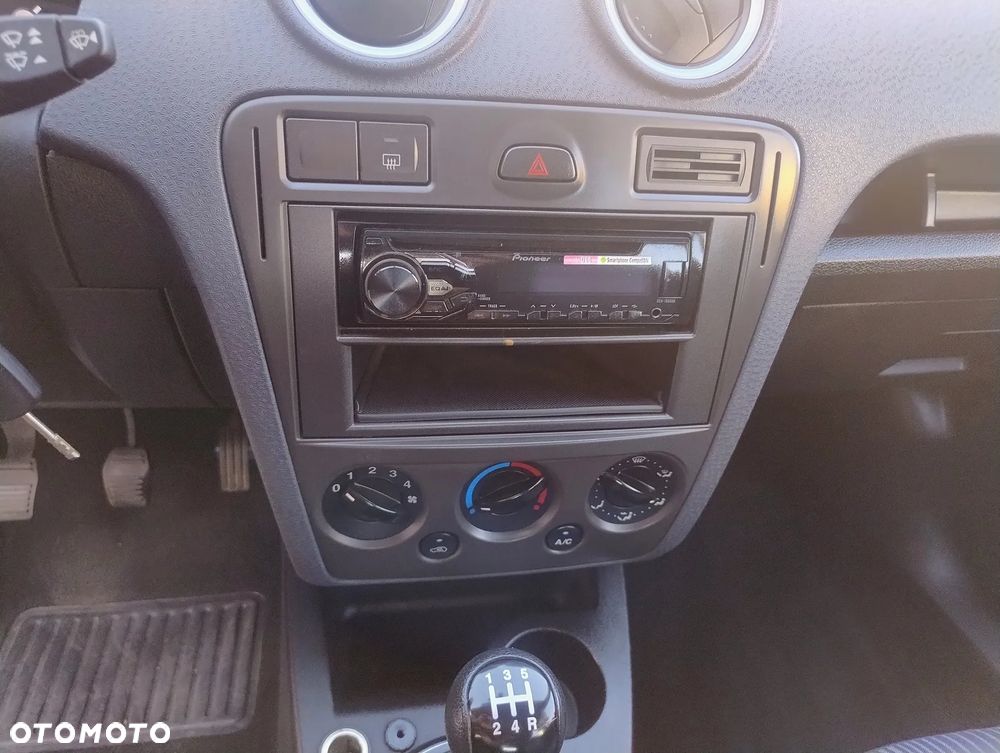 Ford Fusion 1.4 Fun X - 17