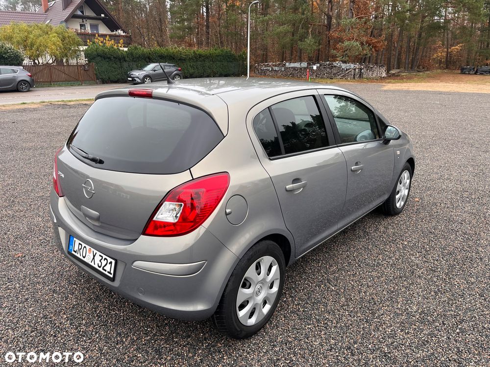 Opel Corsa 1.4 16V Edition 111 Jahre - 8