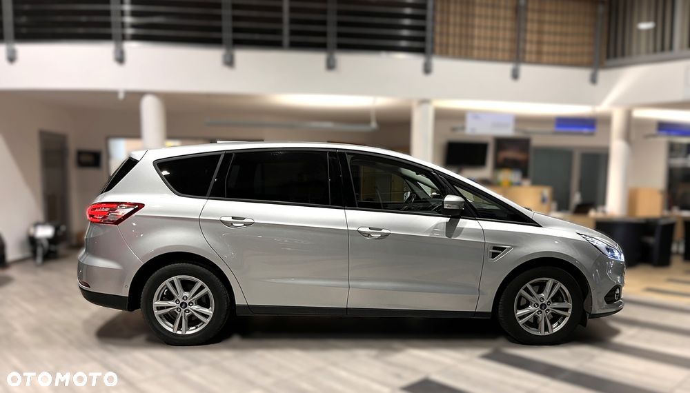 Ford S-Max 2.0 TDCi Titanium PowerShift - 7