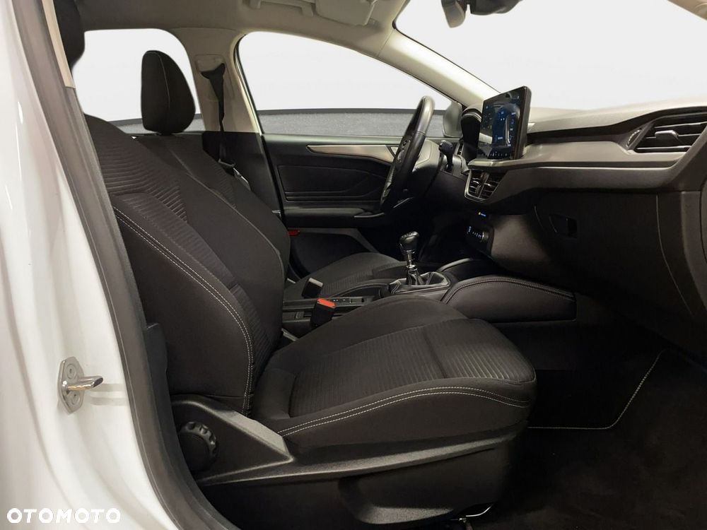 Ford Focus 1.0 EcoBoost mHEV Titanium X - 17