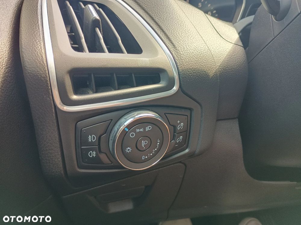 Ford Focus 1.0 EcoBoost Gold X (Edition Start) - 25