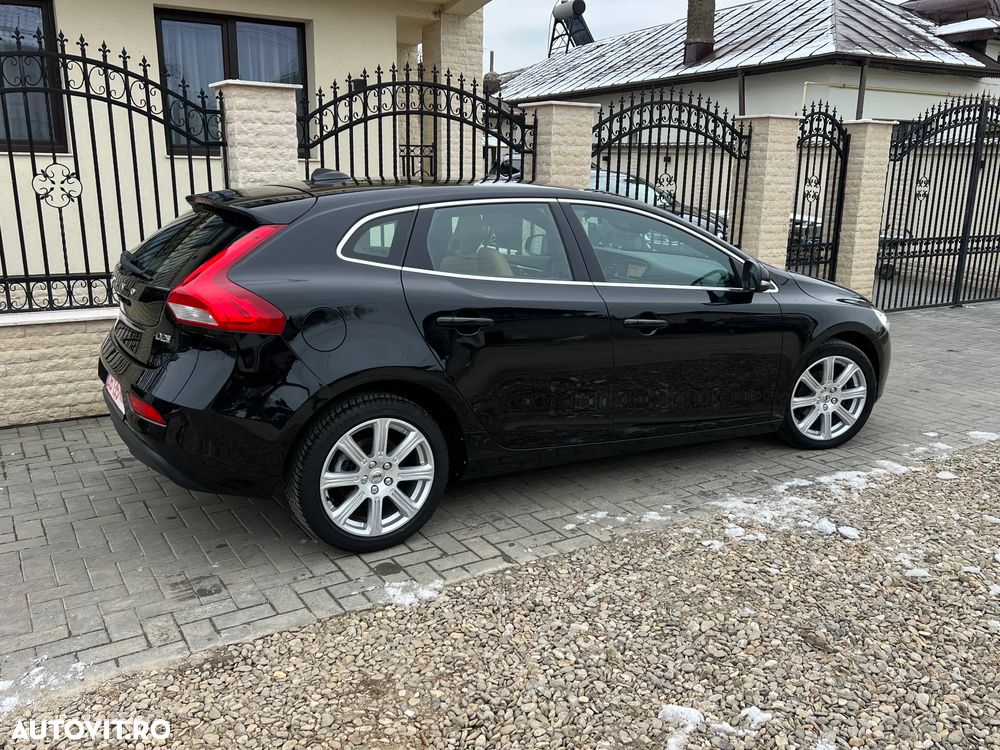 Volvo V40 D2 Inscription - 31