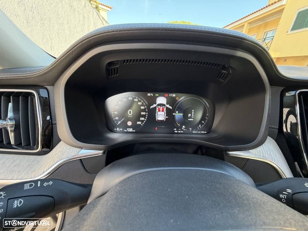 Volvo XC 60 2.0 T6 PHEV Inscription AWD - 26