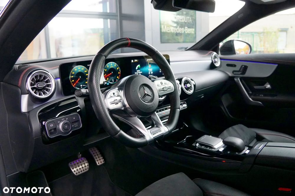 Mercedes-Benz CLA AMG 35 4-Matic 7G-DCT - 19
