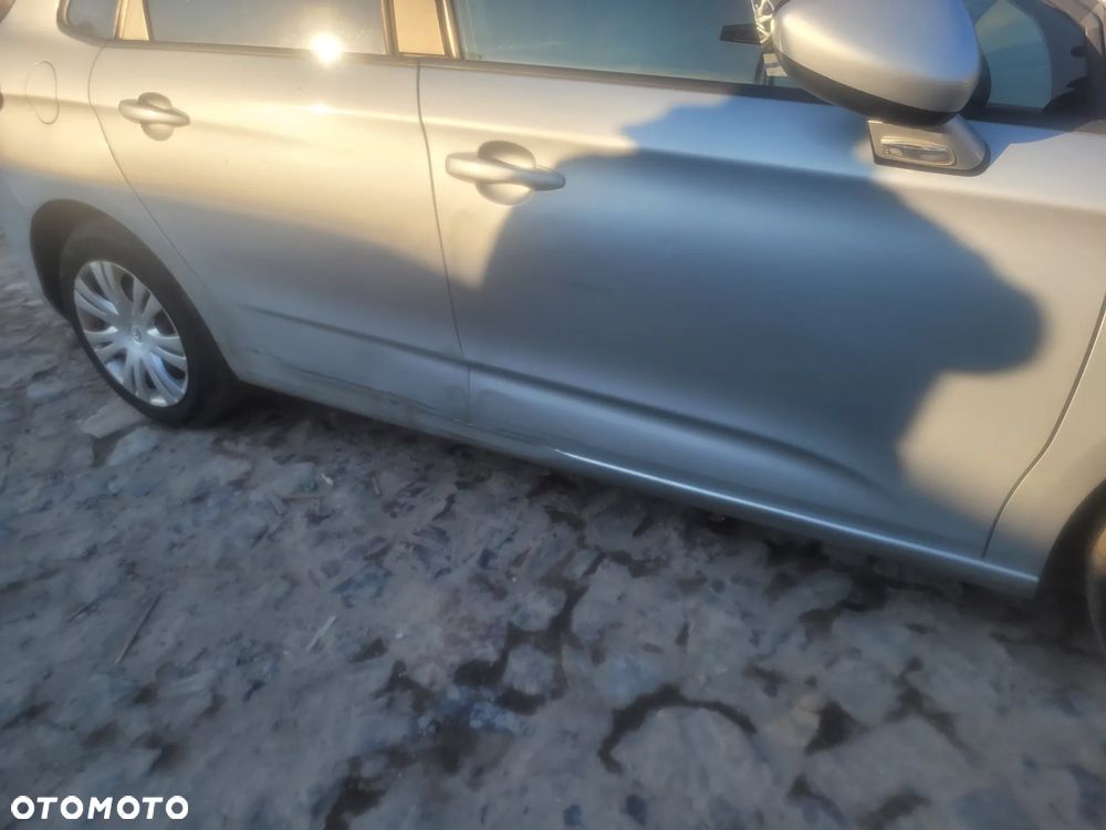 Citroën C4 HDi 90 Tendance - 17